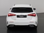 Mercedes-Benz A-klasse 180 Star Edition AMG Line | Nightpakket | Achteruitrijcamera | MULTIBEAM LED | Sfeerverlichting | Panoramaschuifdak | Sfeerverlichting
