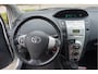 Toyota Yaris 1.3 VVTi Sol Leder interieur. 76000 km! Dealeronderhouden.