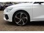 Audi A3 Sportback 45 TFSI e S edition Competition / Camera / Panoramadak / Head-up / RS Seats / B&O / Elektr. stoelen / 19'' / CarPlay / Stoelmassage+Verwarming / Dodehoek / DAB / ACC