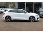 Audi A3 Sportback 45 TFSI e S edition Competition / Camera / Panoramadak / Head-up / RS Seats / B&O / Elektr. stoelen / 19'' / CarPlay / Stoelmassage+Verwarming / Dodehoek / DAB / ACC