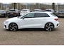 Audi A3 Sportback 45 TFSI e S edition Competition / Camera / Panoramadak / Head-up / RS Seats / B&O / Elektr. stoelen / 19'' / CarPlay / Stoelmassage+Verwarming / Dodehoek / DAB / ACC