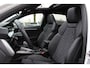 Audi A3 Sportback 45 TFSI e S edition Competition / Camera / Panoramadak / Head-up / RS Seats / B&O / Elektr. stoelen / 19'' / CarPlay / Stoelmassage+Verwarming / Dodehoek / DAB / ACC