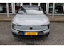 Volvo EX30 Single Motor Extended Range Ultra 69 kWh | 360 C. | Panoramadak | Adapt. Cruise | Verw. Stoel + Stuurwiel | El. Stoelen | 20" LMV | Extra getint glas |
