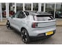 Volvo EX30 Single Motor Extended Range Ultra 69 kWh | 360 C. | Panoramadak | Adapt. Cruise | Verw. Stoel + Stuurwiel | El. Stoelen | 20" LMV | Extra getint glas |