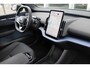 Volvo EX30 Single Motor Extended Range Ultra 69 kWh | 360 C. | Panoramadak | Adapt. Cruise | Verw. Stoel + Stuurwiel | El. Stoelen | 20" LMV | Extra getint glas |