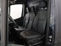 Mercedes-Benz Sprinter 319 CDI 190 PK | L2 H2 | AUTOMAAT | PRO | LED | KUNSTLEDER ZWART BEKLEDING | CAMERA | BETIMMERDE LAADRUIMTE | CARPLAY EN ANDROID AUTO | CRUISE | AIRCO | 17" LICHTMETALEN VELGEN | LUCHTGEVEERDE BESTUURDERSSTOEL