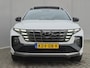 Hyundai Tucson 1.6 T-GDI PHEV N Line Sky 4WD Automaat / Trekgewicht 1.350 kg / Elektrische achterklep / EAER bereik 62 km bereik stad 74 km / Stuur- Stoel & Achterbankverwarming / Glazen schuif- en kanteldak / Rondomzicht camera / Adaptief cruise control / Apple Carplay Android Auto /