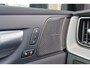 Volvo XC60 T8 Recharge AWD Plus Black Edition - Panorama/schuifdak - IntelliSafe Assist & Surround - 360º Camera - Harman/Kardon audio - Adaptieve LED koplampen - Verwarmde voorstoelen, stuur & achterbank - Parkeersensoren voor & achter - Elektr. bedienb. voorstoelen met geheugen - Draadloze tel. lader - Extra getint glas - 21' LMV