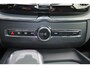Volvo XC60 T8 Recharge AWD Plus Black Edition - Panorama/schuifdak - IntelliSafe Assist & Surround - 360º Camera - Harman/Kardon audio - Adaptieve LED koplampen - Verwarmde voorstoelen, stuur & achterbank - Parkeersensoren voor & achter - Elektr. bedienb. voorstoelen met geheugen - Draadloze tel. lader - Extra getint glas - 21' LMV