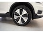 Volvo XC40 T2 Business Pro [ LED Navi Apple/Android Clima PDC ]
