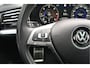 Volkswagen Touareg 3.0 TDI R-Line Automaat | NL-Auto | Trekhaak | Dealer Onderhouden | Carplay | Camera