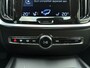 Volvo V60 B3 177pk Momentum Advantage / Stoel + Stuurw. Verwarming / Getint Glas / Trekhaak / PDC + Camera / Apple CarPlay / DAB / Bluetooth / Navigatie /