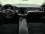 Volvo V60 B3 177pk Momentum Advantage / Stoel + Stuurw. Verwarming / Getint Glas / Trekhaak / PDC + Camera / Apple CarPlay / DAB / Bluetooth / Navigatie /