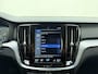 Volvo V60 B3 177pk Momentum Advantage / Stoel + Stuurw. Verwarming / Getint Glas / Trekhaak / PDC + Camera / Apple CarPlay / DAB / Bluetooth / Navigatie /