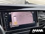 Volkswagen Transporter 2.0TDI L2H1 199PK DC BULLI Automaat Lederen bekleding Camera Cruise Airco Stoelverwarming LED