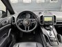 Porsche Cayenne 3.0 S E-Hybrid Sport Chrono | Camera | Luchtvering | Stoelverwarming | Navigatie | Privacy Glass |