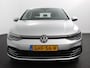 Volkswagen Golf 1.5 eTSI 150pk DSG Style Navigatie Apple Carplay/Android Auto Parkeersensoren Adaptive Cruise Control Blind Spot Assist Camera Stoel- en stuurverwarming Ledverlichting Virtual Cockpit Lane Assist Climatronic