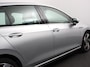 Volkswagen Golf 1.5 eTSI 150pk DSG Style Navigatie Apple Carplay/Android Auto Parkeersensoren Adaptive Cruise Control Blind Spot Assist Camera Stoel- en stuurverwarming Ledverlichting Virtual Cockpit Lane Assist Climatronic