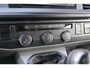 Volkswagen Transporter 2.0 TDI 110pk L2H1 28 DC Comfortline | App Connect Navigatie | Cruise Control | Trekhaak | Parkeersensoren Achter | Airco | Lichtbalk + Flitsers