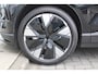 Volvo EX30 Single Motor Extended Range Ultra 69 kWh | 360 Camera | Panoramadak | Adapt. Cruise | Verw. Stoel + Stuurwiel | El. Stoelen | 20" LMV | Extra getint glas |