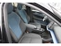 Volvo EX30 Single Motor Extended Range Ultra 69 kWh | 360 Camera | Panoramadak | Adapt. Cruise | Verw. Stoel + Stuurwiel | El. Stoelen | 20" LMV | Extra getint glas |