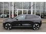 Volvo EX30 Single Motor Extended Range Ultra 69 kWh | 360 Camera | Panoramadak | Adapt. Cruise | Verw. Stoel + Stuurwiel | El. Stoelen | 20" LMV | Extra getint glas |