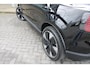 Volvo EX30 Single Motor Extended Range Ultra 69 kWh | 360 Camera | Panoramadak | Adapt. Cruise | Verw. Stoel + Stuurwiel | El. Stoelen | 20" LMV | Extra getint glas |