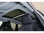 Volvo XC60 T6 Recharge AWD Plus Dark - Panorama/schuifdak - IntelliSafe Assist & Surround - 360º Camera - Verwarmde voorstoelen, stuur & achterbank - Parkeersensoren voor & achter - Elektr. bedienb. voorstoelen met geheugen - Head up display - Draadloze tel. lader - Extra getint glas - 19' LMV