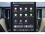 Volvo XC60 T6 Recharge AWD Plus Dark - Panorama/schuifdak - IntelliSafe Assist & Surround - 360º Camera - Verwarmde voorstoelen, stuur & achterbank - Parkeersensoren voor & achter - Elektr. bedienb. voorstoelen met geheugen - Head up display - Draadloze tel. lader - Extra getint glas - 19' LMV
