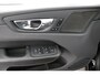 Volvo XC60 Recharge T8 AWD R-Design | Panoramadak | Head-up Display | Luchtvering | Trekhaak | Massage/ventilatie | Harman/Kardon | Stoelverwarming | Adaptive LED