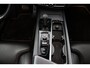 Volvo XC60 Recharge T8 AWD R-Design | Panoramadak | Head-up Display | Luchtvering | Trekhaak | Massage/ventilatie | Harman/Kardon | Stoelverwarming | Adaptive LED