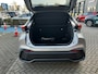 Toyota C-HR / C-HR+ 1.8 Hybrid 140 Dynamic BLIND-SPOT APPLE/ANDROID NAVI KEYLESS PARK-SENSOREN LM-VELGEN AD-CRUISE CAMERA
