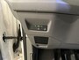 Volkswagen Crafter 35 2.0 TDI L4 EL FWD 163 PK | BPM VRIJ | Bakwagen | Laadklep 750kg | 3-zits | Camera | App-Connect | Multifunctioneel stuurwiel | Airco | Bluetooth | Cruise control |