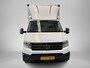 Volkswagen Crafter 35 2.0 TDI L4 EL FWD 163 PK | BPM VRIJ | Bakwagen | Laadklep 750kg | 3-zits | Camera | App-Connect | Multifunctioneel stuurwiel | Airco | Bluetooth | Cruise control |
