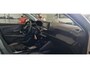 Peugeot 208 1.2 Hybrid 110 e-DCS6 Allure | Automaat | Climate Control | Navigatie | Apple Carplay / Android Auto | Camera | Parkeersensoren | BTW VRIJE WEKEN