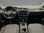 Volkswagen Tiguan Life 1.5 TSI 150pk DSG Automaat Adaptive cruise control, LED matrix koplampen, Achteruitrijcamera, Stoelverwarming, Elektrische achterklep, App connect,  Stuurwiel verwarmd