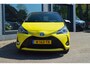 Toyota Yaris 1.5 Hybrid Premium Yellow Edition Bi-Tone | Navi | Panodak | Camera