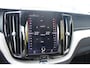 Volvo XC60 B5 250PK Inscription | Adaptive Cruise & Pilot Assist | Harman/Kardon Premium Audio | Lederen Bekleding incl. Stoelverwarming | Park assist voor + achter | 360 Camera | Elektrische Bestuurdersstoel incl. Memory | AppleCarplay/AndroidAuto | 20" Velgen | Semi elektr. Trekhaak |