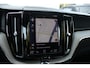 Volvo XC60 B5 250PK Inscription | Adaptive Cruise & Pilot Assist | Harman/Kardon Premium Audio | Lederen Bekleding incl. Stoelverwarming | Park assist voor + achter | 360 Camera | Elektrische Bestuurdersstoel incl. Memory | AppleCarplay/AndroidAuto | 20" Velgen | Semi elektr. Trekhaak |