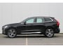 Volvo XC60 B5 250PK Inscription | Adaptive Cruise & Pilot Assist | Harman/Kardon Premium Audio | Lederen Bekleding incl. Stoelverwarming | Park assist voor + achter | 360 Camera | Elektrische Bestuurdersstoel incl. Memory | AppleCarplay/AndroidAuto | 20" Velgen | Semi elektr. Trekhaak |