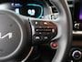 Kia Stonic 1.0 T-GDi MHEV DynamicPlusLine Automaat - Climate Control - Navigatie - Apple Carplay/Android Auto - DAB - Stoel/Stuurverwarming Fabrieksgarantie 07-08-2031 of 150.000 km
