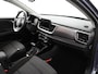 Kia Stonic 1.0 T-GDi MHEV DynamicPlusLine Automaat - Climate Control - Navigatie - Apple Carplay/Android Auto - DAB - Stoel/Stuurverwarming Fabrieksgarantie 07-08-2031 of 150.000 km