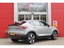 Volvo C40 Single Motor Core 238PK 69 kWh | PANORAMADAK | STOEL / STUUR VERWARMING | DODEHOEKDETECTIE | ACHTERUITRIJCAMERA | NAVIGATIE | APPLE-CARPLAY / ANDROID-AUTO | CRUISE CONTROL | KEYLESS START | DRAADLOZE TELEFOONLADER | PARKEERSENSOREN VOOR / ACHTER |