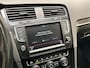 Volkswagen Golf 1.4 TSI GTE 204Pk Automaat (SCHUIFDAK, APPLE CARPLAY, NAVIGATIE, LEDER, KEYLESS, STOELVERWARMING, SPORTSTOELEN, CAMERA, GETINT GLAS, TREKHAAK, NIEUWSTAAT)