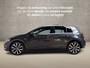 Volkswagen Golf 1.4 TSI GTE 204Pk Automaat (SCHUIFDAK, APPLE CARPLAY, NAVIGATIE, LEDER, KEYLESS, STOELVERWARMING, SPORTSTOELEN, CAMERA, GETINT GLAS, TREKHAAK, NIEUWSTAAT)