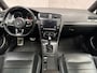 Volkswagen Golf 1.4 TSI GTE 204Pk Automaat (SCHUIFDAK, APPLE CARPLAY, NAVIGATIE, LEDER, KEYLESS, STOELVERWARMING, SPORTSTOELEN, CAMERA, GETINT GLAS, TREKHAAK, NIEUWSTAAT)