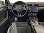 Skoda Superb Combi 1.4 TSI ACT Style Business Navigatie CanTon-sound 17inch LM El.stoelen+memo Alcantara PDC voor+achter Dodehoekdetectie El.achterklep