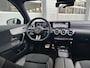 Mercedes-Benz A-klasse 250 e AMG Line | Night Pakket | Apple CarPlay | Android Auto | Sfeerverlichting | Stoelverwarming | Achteruitrijcamera | Parkeersensoren | Elektrisch Inklapbare Buitenspiegels