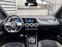Mercedes-Benz B-klasse 180 Business Solution AMG | Night pakket | Achteruitrijcamera | Sfeerverlichting | Stoelverwarming | Widescreen