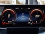 Mercedes-Benz GLB 200 Business Solution AMG | Trekhaak afneembaar | Panoramadak | Night pakket | Achteruitrijcamera | Sfeerverlichting | Dodehoekassistentie | Elektrische achterklep